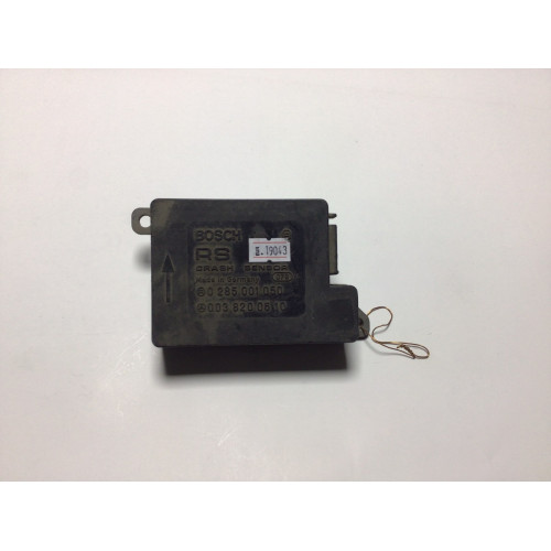 Mercedes Benz E W124 Airbag Kontrol Ünitesi 0038200610 0285001050