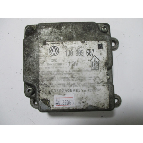 Volkswagen Passat Airbag Beyni 1J0909607 5WK4199 NOİNDEX