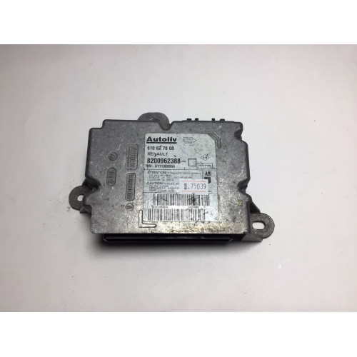Renault Megane 2 Airbag Beyni 8200962388 610627800