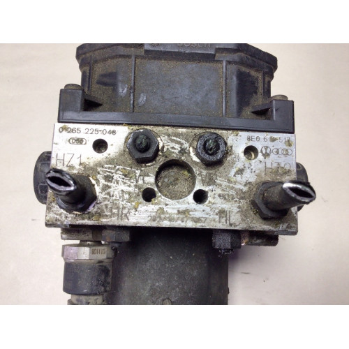 Audi A4 A5 ABS Beyni 0265950011 0265225048 8E0614517