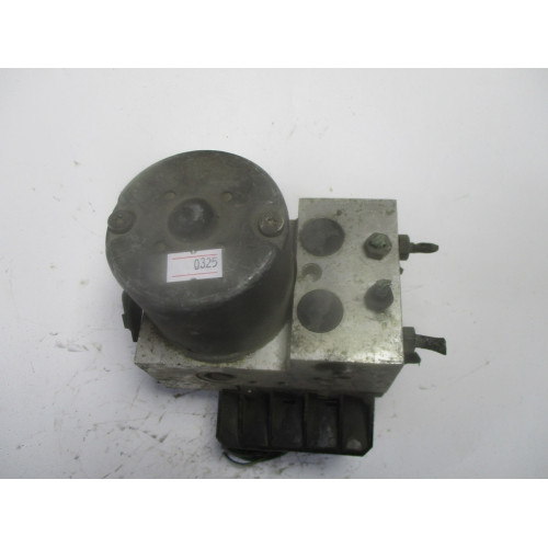 Volkswagen Passat ABS Beyni 0265202401 8E0614111AS