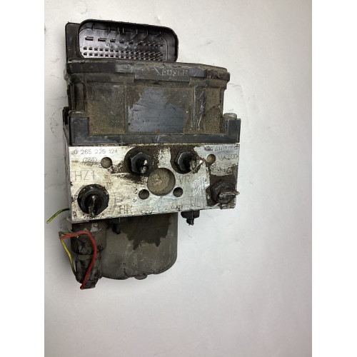 Volkswagen Passat B5.5 Audi A4 ABS Beyni 4B0614517G 0265950055 0265225124