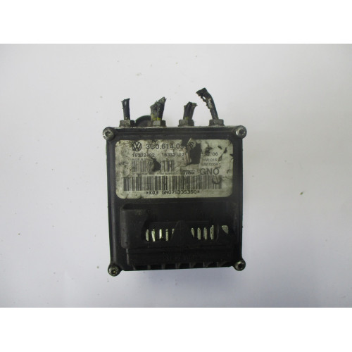 Volkswagen Passat ABS Beyni 3C0614095S 16332402 16332502-A 