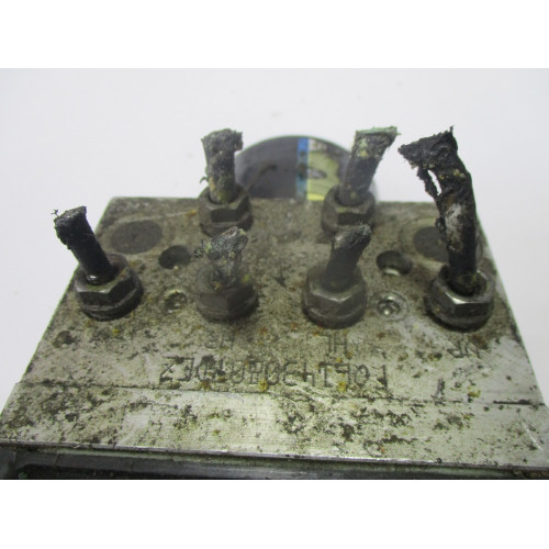 Volkswagen Passat ABS Beyni 3C0614095S 16332402 16332502-A 