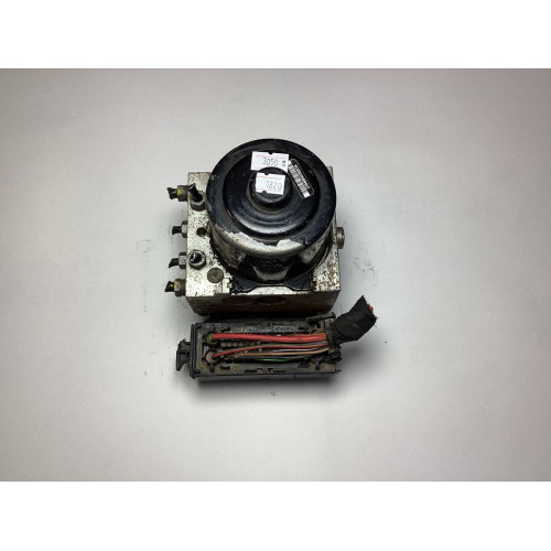 Volkswagen Amarok ABS Beyni 2H0907379G 2H0614517C 10.0929-0320.3 10.0619-3660.1 10.0212-0568.4