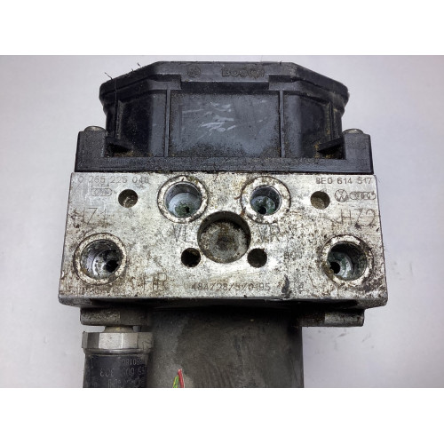 Audi A4 A5 ABS Beyni 0265950011 0265225048 8E0614517