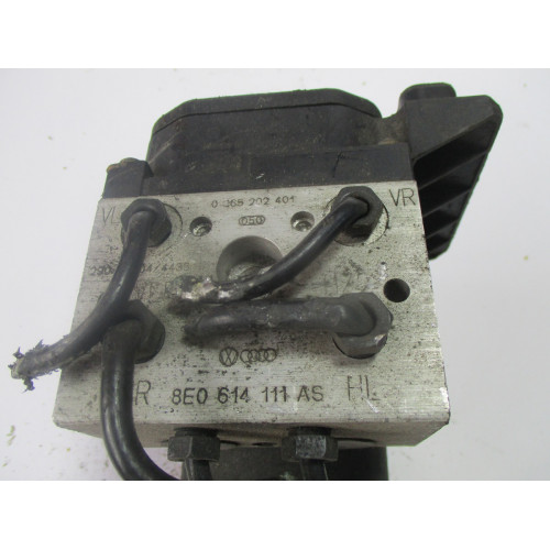 Volkswagen Passat Audi A4 A6 A8 ABS Beyni 0265202401 8E0614111AS