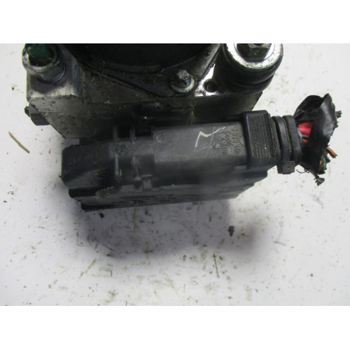 Renault Clio 2 ABS Beyni 0265800335 8200229137 0265231333