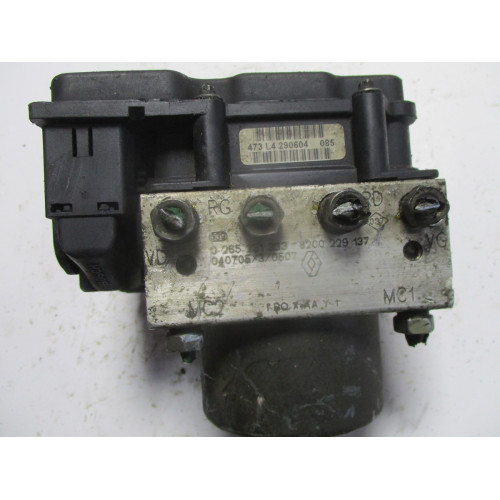 Renault Clio 2 ABS Beyni 0265800335 8200229137 0265231333