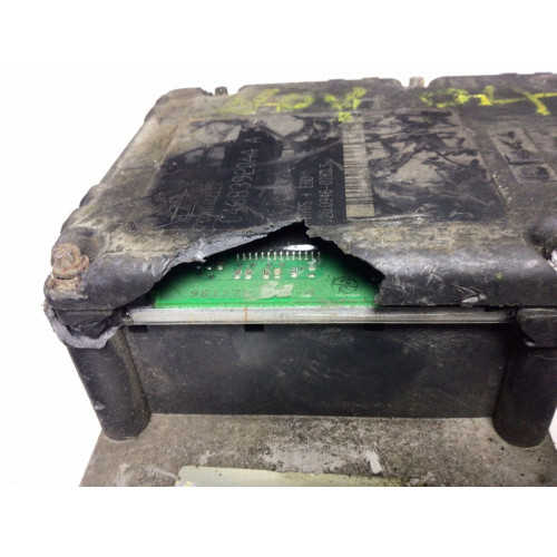 Chrysler Voyager ABS Beyni 04683920AA P04721282AA 25.0946-0282.3 25.0204-0938.4