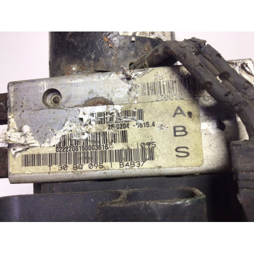Chrysler Voyager ABS Beyni 25.0946-0243.3 P04721765AA 04686987AA 25.0204-0615.4