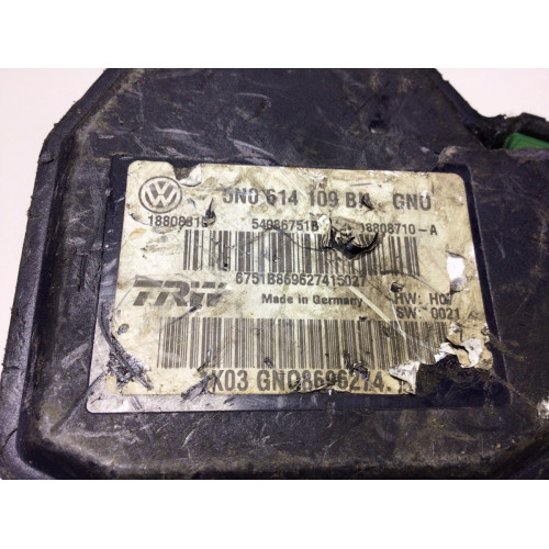 Volkswagen Tiguan ABS Pompası 5N0614109BN 18808810 54086751B 18808710-A