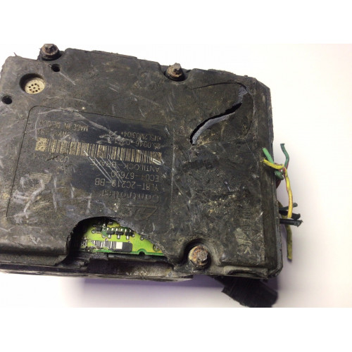 Ford Escape ABS Pompası YL8T-2C219-BB 25.0204-0702.3 EC04-67650 25.0946-0211.3