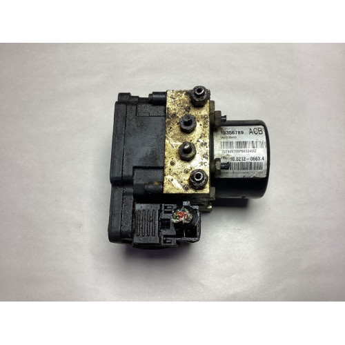 Opel Astra J Abs Beyni 10.0961-4522.3 10.0619-3651.1 28.5611-8103.3 13356789 10.0212-0663.4