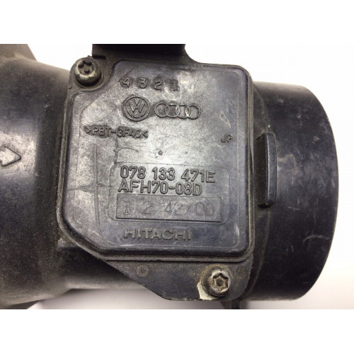 Audi A4 A6 Volkswagen Passat Hava Akışmetre AFH70-08D 078133471E