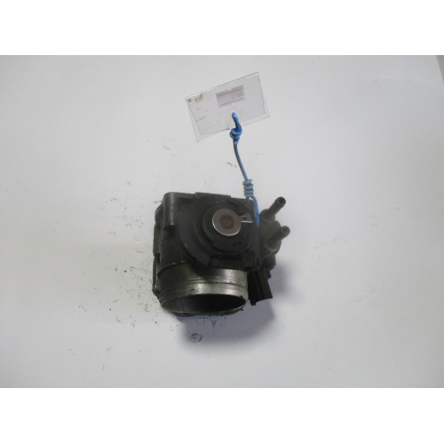 Volkswagen Passat Golf Bora Seat Leon Toledo Gaz Kelebeği 021133066