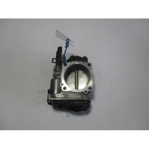 Volkswagen Golf 3 Passat Sharan Gaz Kelebeği 021133064A