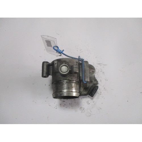 Audi A3 A4 A6 Q5 Volkswagen Passat Gaz Kelebeği 03L128063E