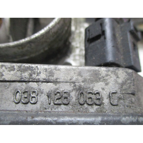 Volkswagen Caddy Seat Cordoba Gaz Boğaz Kelebeği 038128063C