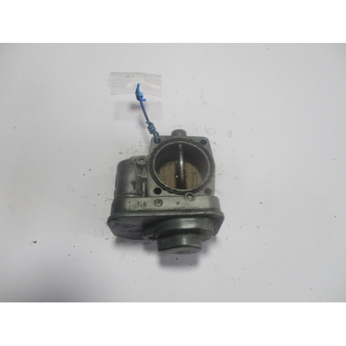 Opel Astra J Gaz Boğaz Kelebeği 8981052101 B103421464