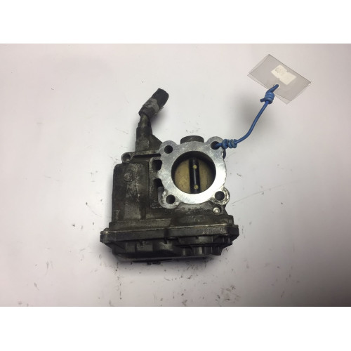 Mitsubishi Colt Gaz Kelebeği MN149258