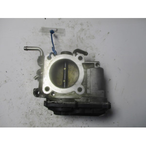 Toyota Avensis Gaz Kelebeği 2203028050
