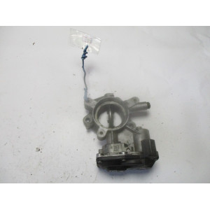 Opel İnsignia Astra J Gaz Boğaz Kelebeği 55564164