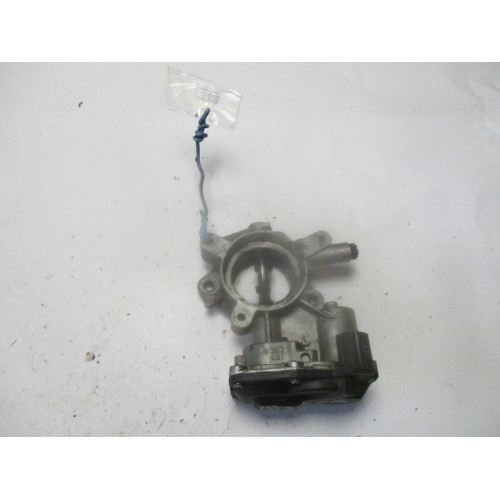 Opel İnsignia Astra J Gaz Boğaz Kelebeği 55564164