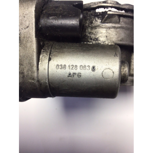 Audi A3 Volkswagen Golf Gaz Kelebeği 038128063F