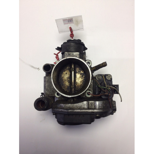 Volkswagen Passat Audi A4 A6 Gaz Kelebeği 058133063H