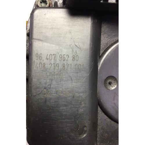 Citroen C2 C3 Peugeot Gaz Kelebeği 408239821001 9640796280