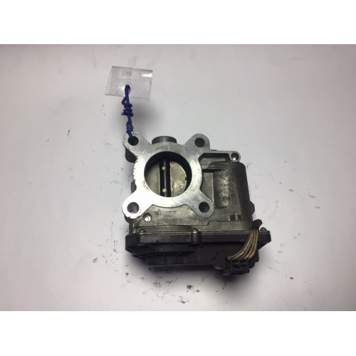 Renault Clio 2 1.2 Gaz Kelebeği Boğaz Kelebeği 8200284968