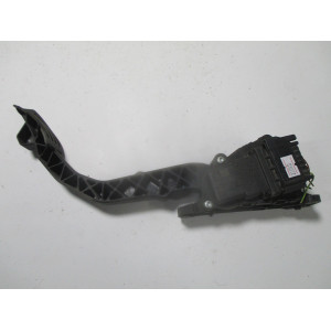 Ford Focus C-MAX Gaz Pedalı 3M519F836DH 6PV00864137