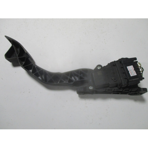 Ford Mondeo 3 Gaz Pedalı 6G929F836SC