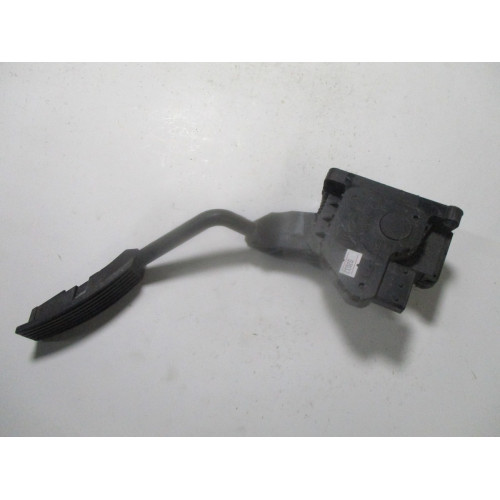 Opel Corsa D Gaz Pedalı 55702021 