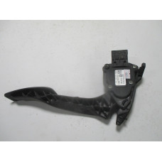 Opel İnsignia Gaz Pedalı 13237356
