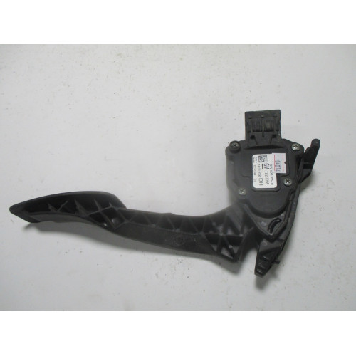 Opel İnsignia Gaz Pedalı 13237356