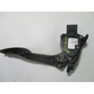 Opel İnsignia Gaz Pedalı 13237356