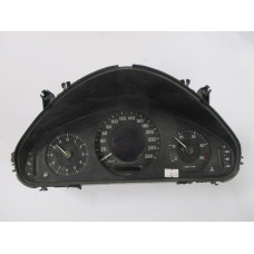  Mercedes W211 Dizel Kilometre Saati Gösterge Paneli A2115400748