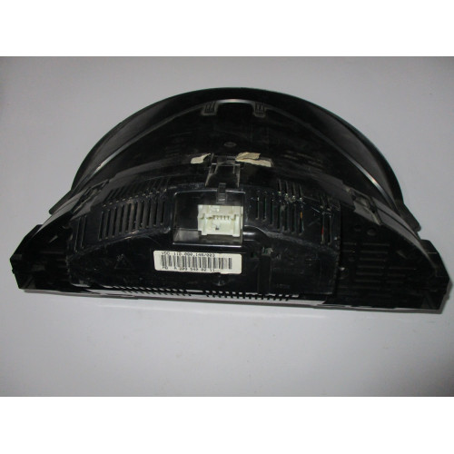  Mercedes CLK W209 Benzinli Kilometre Saati Gösterge Paneli A2095400211
