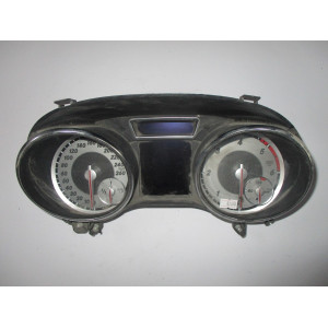 Mercedes GLA W156 Dizel Kilometre Saati Gösterge Paneli A1569004501