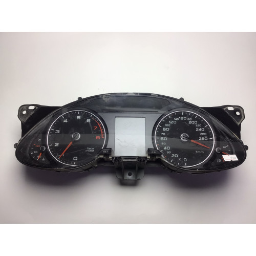 Z Audi A4 Kilometre Saati Gösterge Paneli 8K0920931P