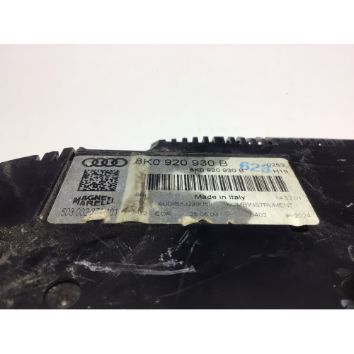 Z Audi A4 Kilometre Saati Gösterge Paneli 8K0920930B