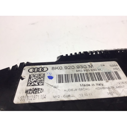 Z Audi A4 Kilometre Saati Gösterge Paneli 8K0920930M