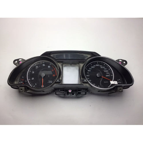 Z Audi A5 Kilometre Saati Gösterge Paneli 8T0920931C