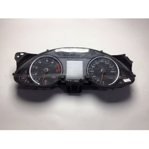 Z Audi A4 Kilometre Saati Gösterge Paneli 8K0920932B