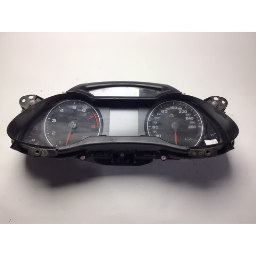 Z Audi A4 Kilometre Saati Gösterge Paneli 8K0920930B