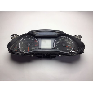Z Audi A4 Kilometre Saati Gösterge Paneli 8K0920930M