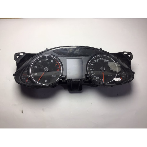 Z Audi A4 Kilometre Saati Gösterge Paneli 8K0920931P
