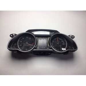 Z Audi A5 Kilometre Saati Gösterge Paneli 8T0920931C